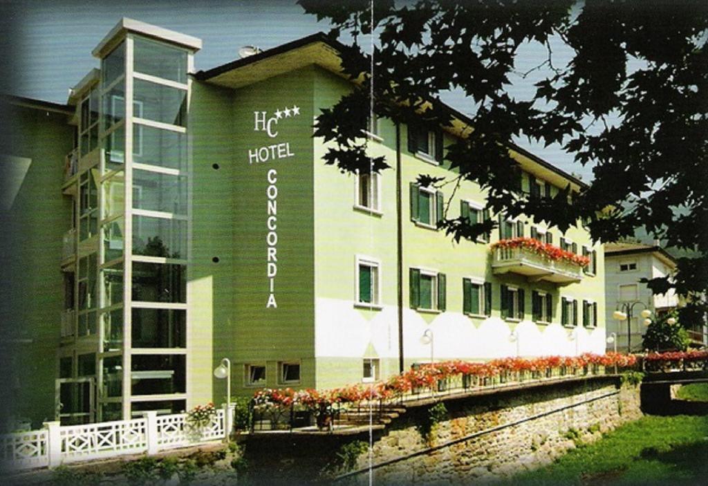 Hotel Concordia Levico Terme Buitenkant foto