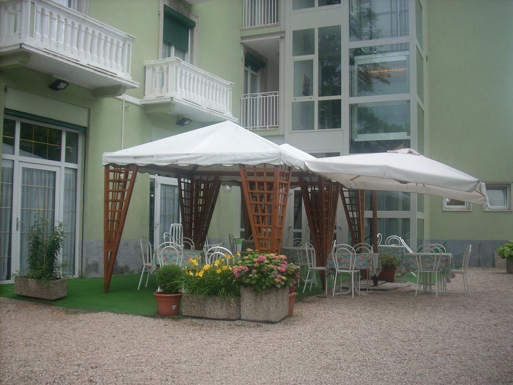 Hotel Concordia Levico Terme Buitenkant foto