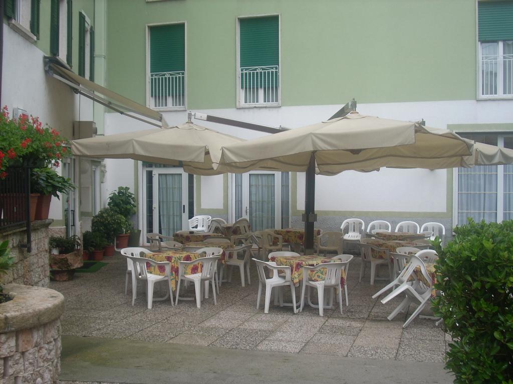 Hotel Concordia Levico Terme Buitenkant foto