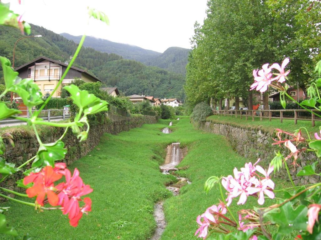Hotel Concordia Levico Terme Buitenkant foto