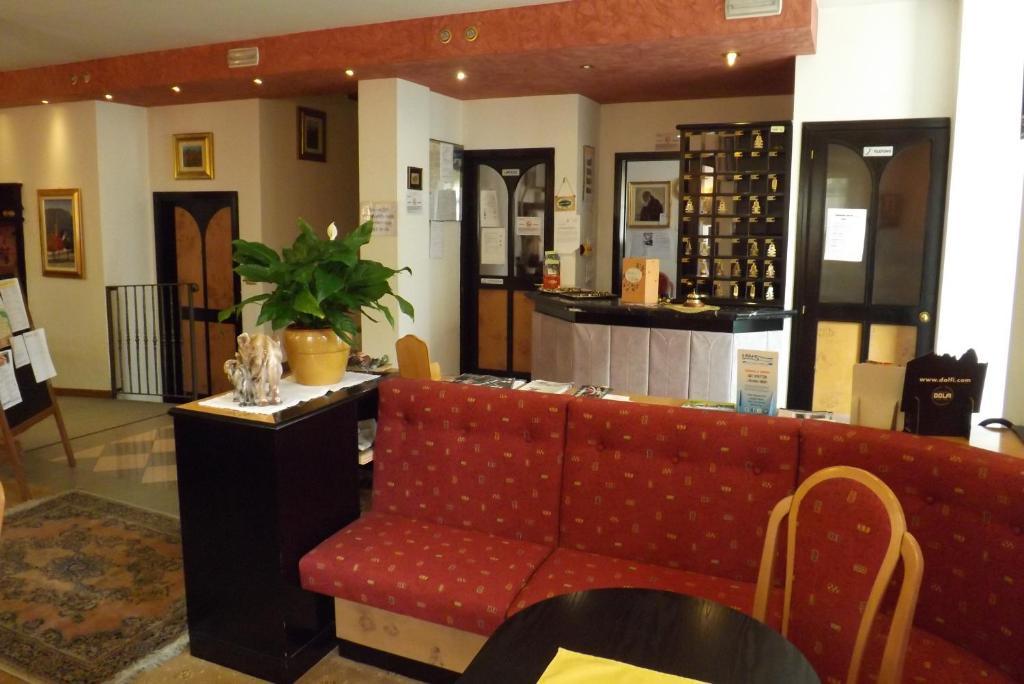 Hotel Concordia Levico Terme Buitenkant foto