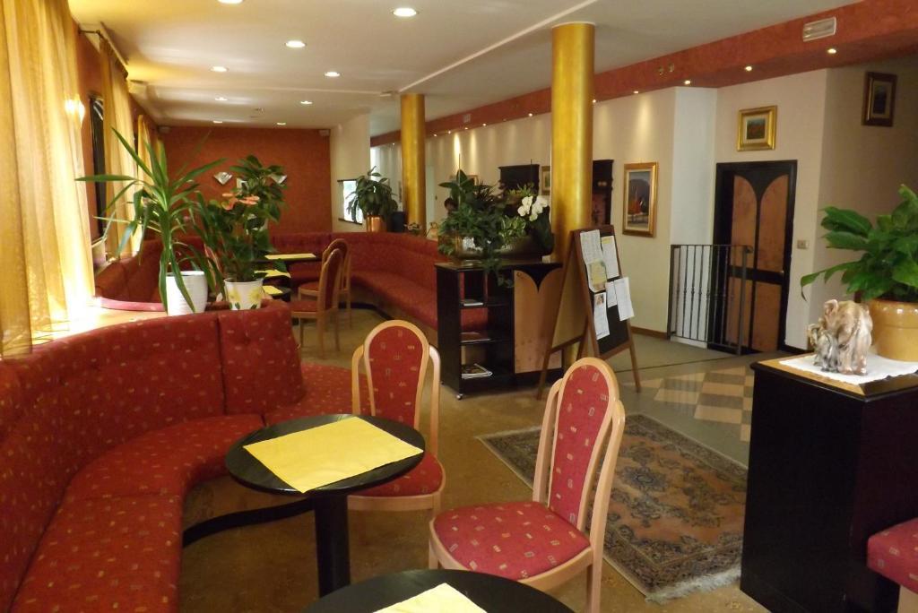 Hotel Concordia Levico Terme Buitenkant foto