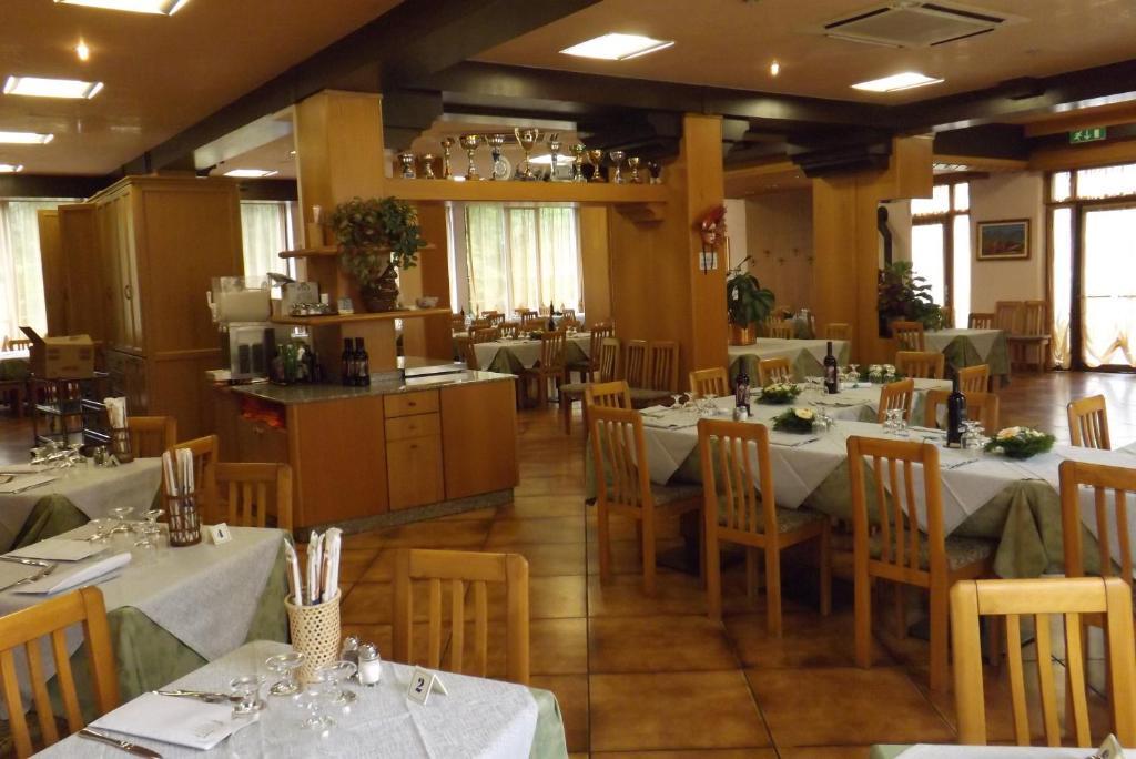 Hotel Concordia Levico Terme Buitenkant foto